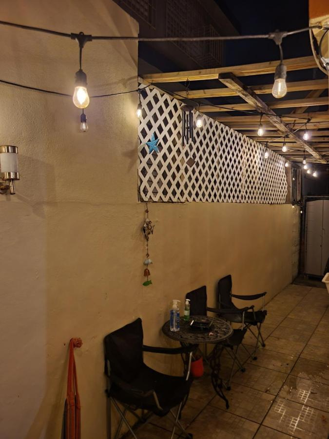 Aché Tropical Studio@white-red San Juan
